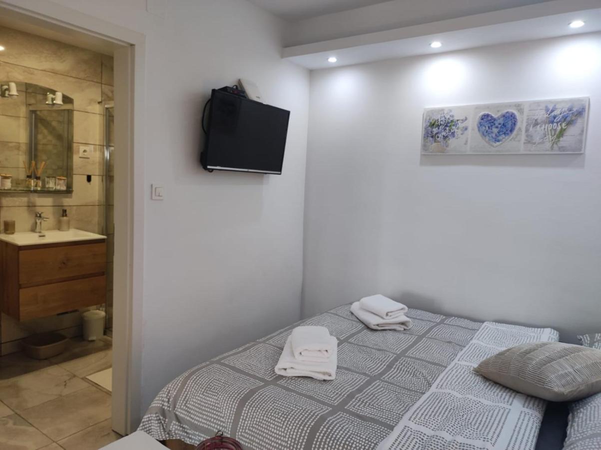 Luxury Apartman Nr Σίμπενικ Εξωτερικό φωτογραφία