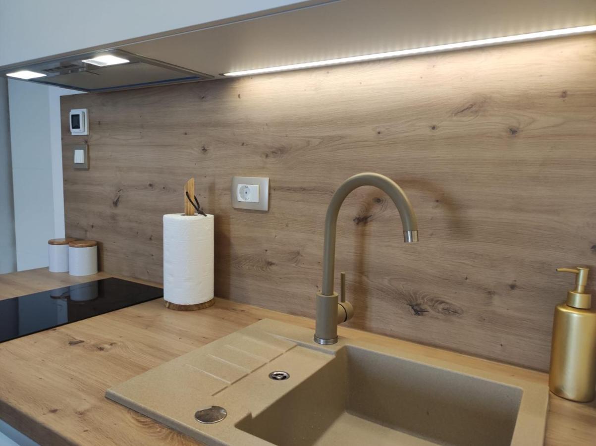 Luxury Apartman Nr Σίμπενικ Εξωτερικό φωτογραφία