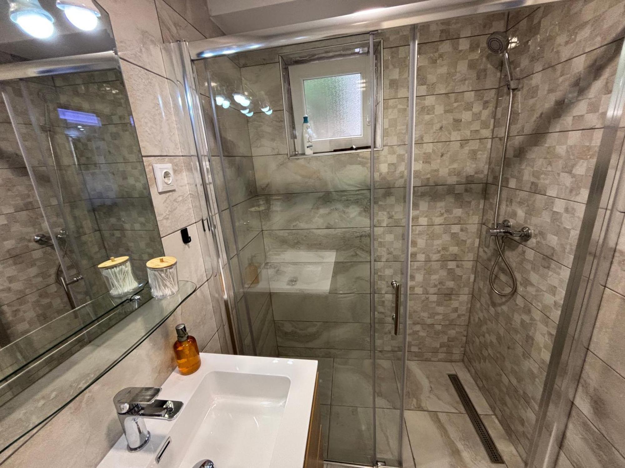 Luxury Apartman Nr Σίμπενικ Εξωτερικό φωτογραφία