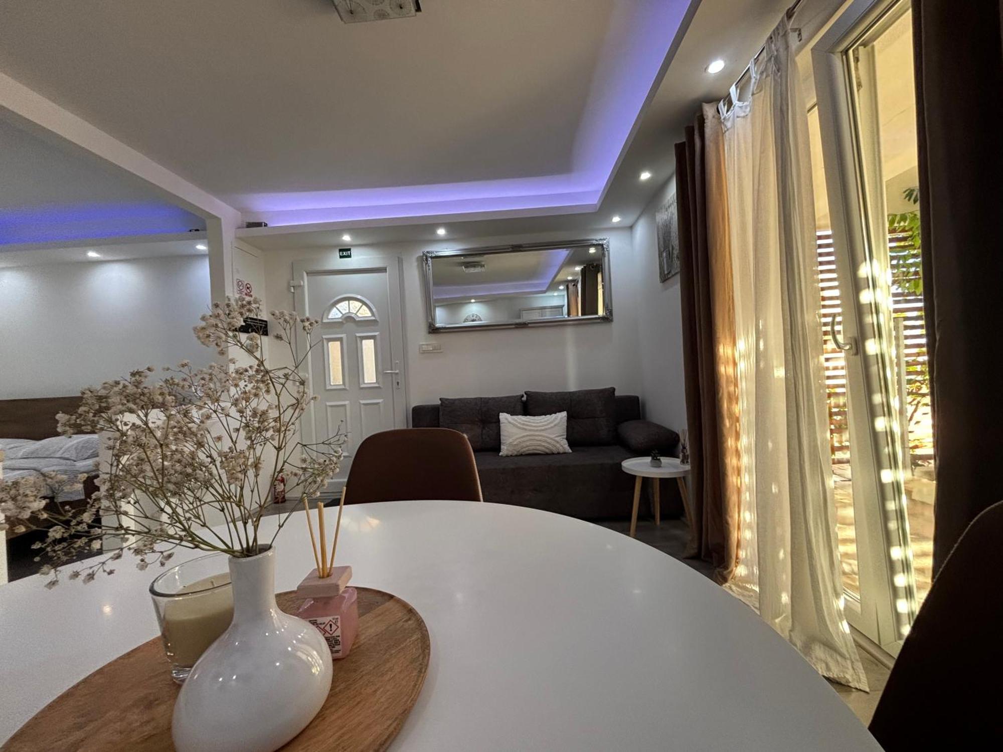 Luxury Apartman Nr Σίμπενικ Εξωτερικό φωτογραφία